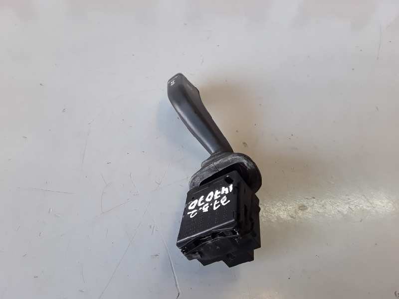 Recambio de mando luces para opel corsa c z13dt referencia OEM IAM   