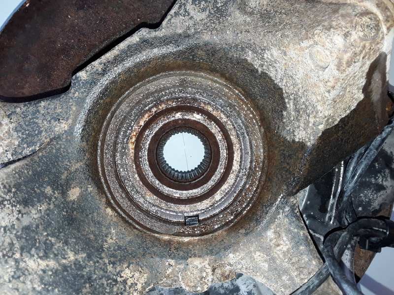 Recambio de mangueta delantera izquierda para citroen jumper combi 4hu referencia OEM IAM   