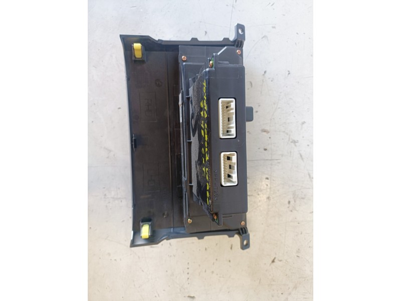 Recambio de mando climatizador para toyota corolla verso (r1) 1cdftv referencia OEM IAM 559000F030  