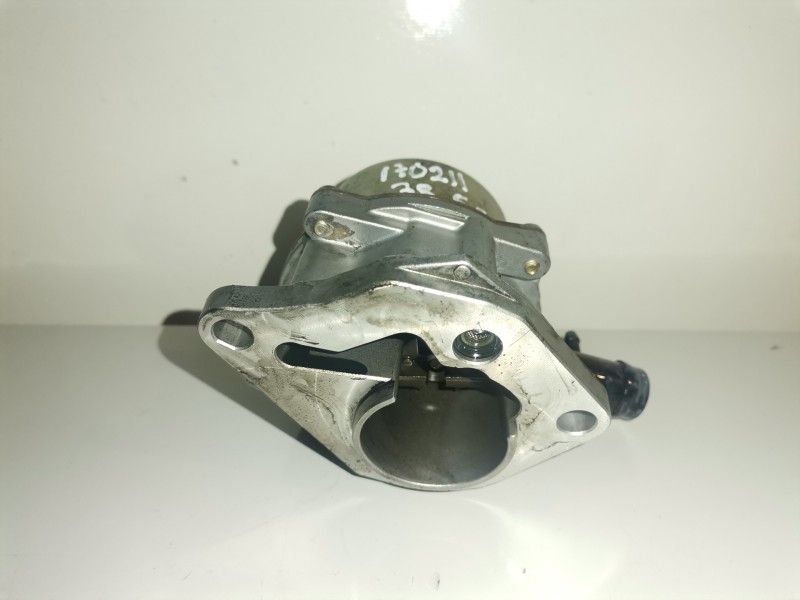 Recambio de depresor freno / bomba vacio para renault clio iii k9k766 referencia OEM IAM 7006730000/82000521381  