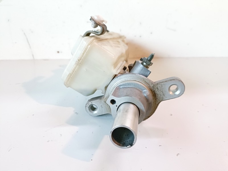 Recambio de bomba freno para toyota auris (e15) 1nd referencia OEM IAM 0204Y24235  
