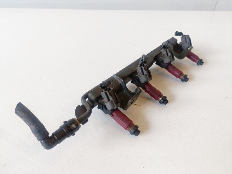 Recambio de rampa inyectora para mazda 3 berlina (bk) z6 referencia OEM IAM   