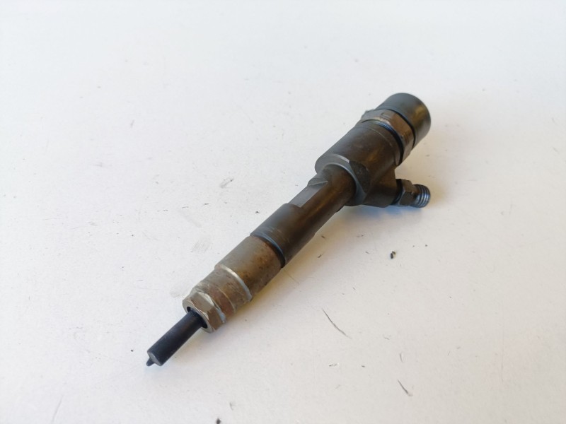 Recambio de inyector para renault scenic iii (jz) f9q872 referencia OEM IAM 0445110328  