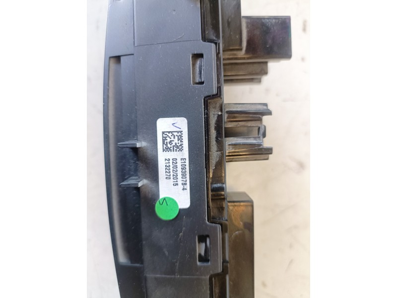 Recambio de mando climatizador para ford transit courier (c4a) ugcb referencia OEM IAM E1093907B4  