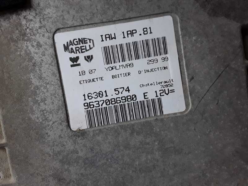 Recambio de centralita motor uce para peugeot 206 referencia OEM IAM IAW1AP81/16301574/9637086980  