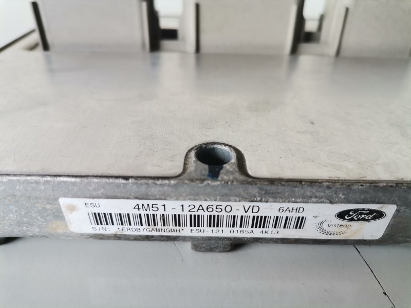 Recambio de centralita motor uce para ford focus berlina (cap) aoda referencia OEM IAM 4M5112A650VD  