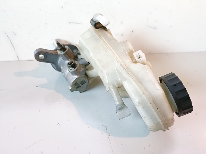 Recambio de bomba freno para toyota auris (e15) 1nd referencia OEM IAM 0204Y24235  