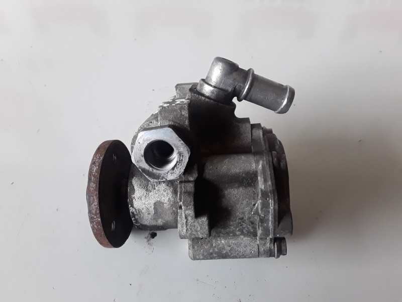 Recambio de bomba direccion para bmw serie 5 berlina (e60) n52b25a referencia OEM IAM LH2113104/61289  