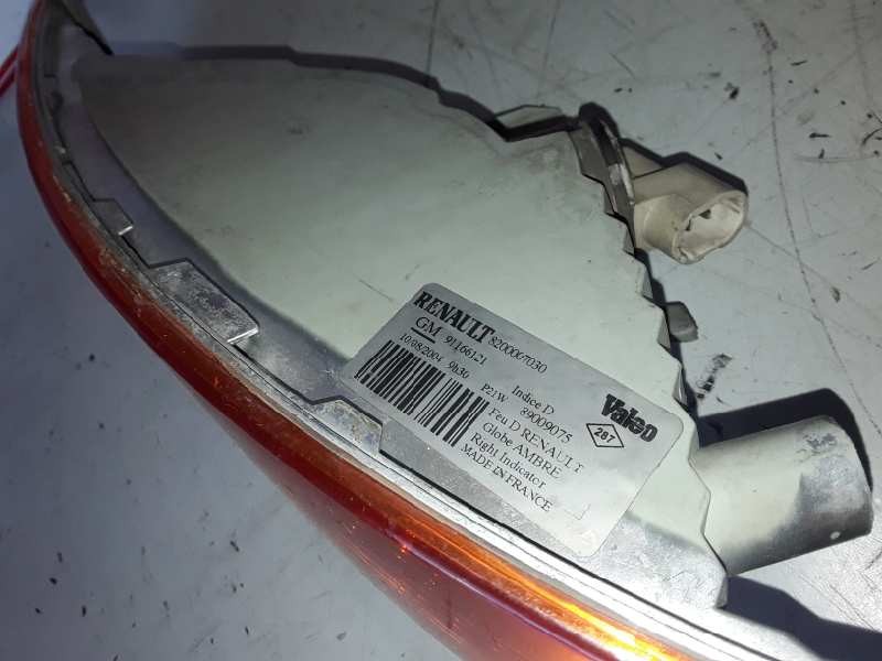 Recambio de piloto delantero derecho para renault trafic ii furgón f9q760 referencia OEM IAM 8200007030/89009075  