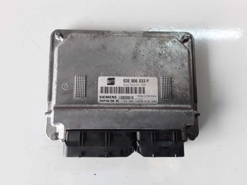 Recambio de centralita motor uce para seat ibiza (6l1) azq referencia OEM IAM 03E906033P/5WP4019605  