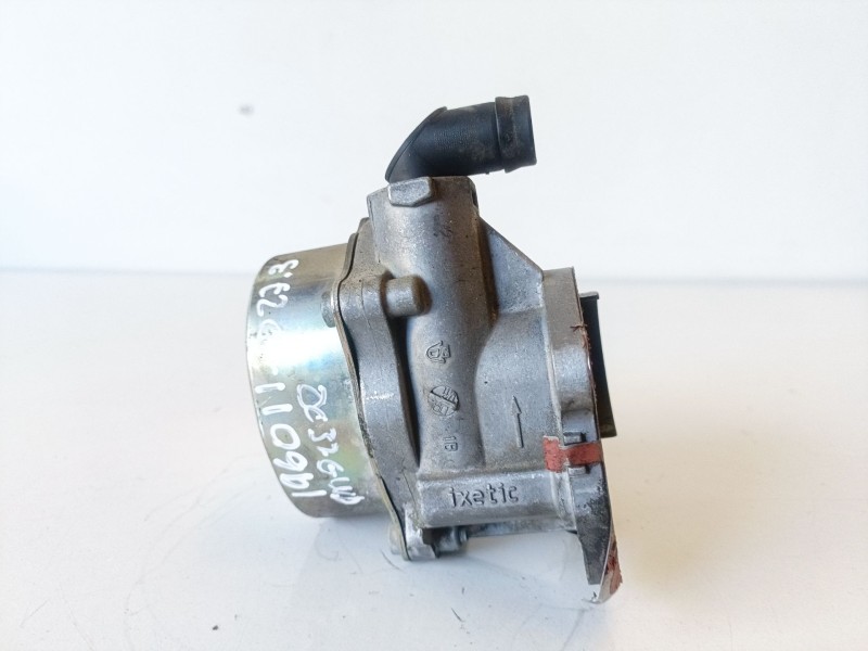 Recambio de depresor freno / bomba vacio para renault scenic iii (jz) f9q872 referencia OEM IAM 8200881701  