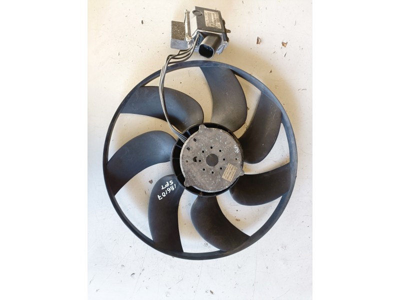 Recambio de electroventilador para mercedes-benz clase c (bm 203) berlina 611962 referencia OEM IAM A2035000293KZ/885001843  