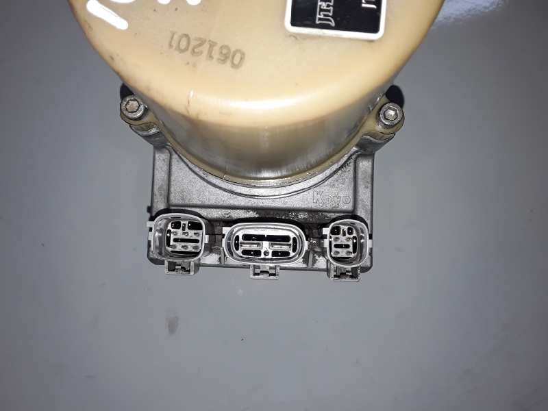 Recambio de bomba direccion para mazda 3 berlina (bk) y6 referencia OEM IAM 995151012  