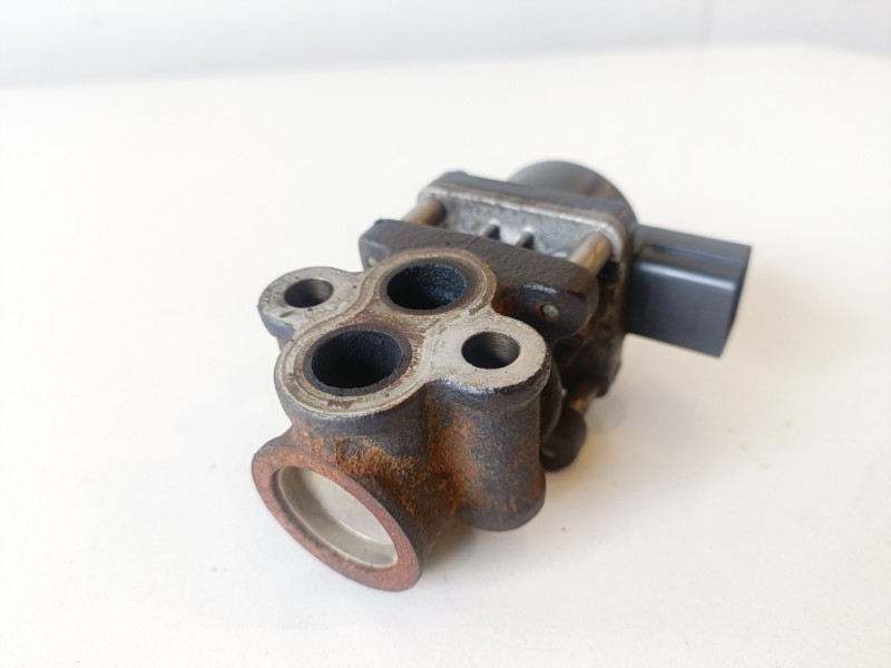 Recambio de valvula egr para mazda 3 berlina (bk) z6 referencia OEM IAM BP6F  