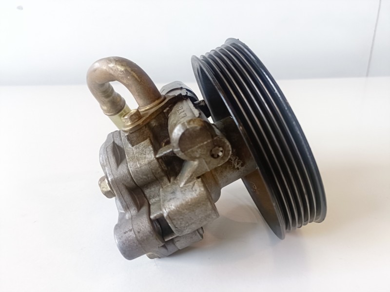 Recambio de bomba direccion para mazda 3 berlina (bk) z6 referencia OEM IAM Z6  