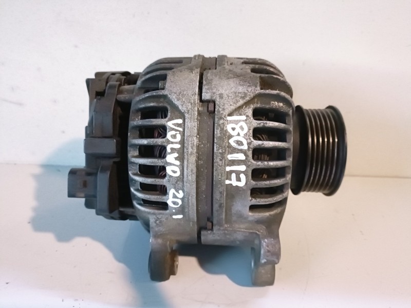 Recambio de alternador para volvo s70 berlina d5252t referencia OEM IAM 0124515021  