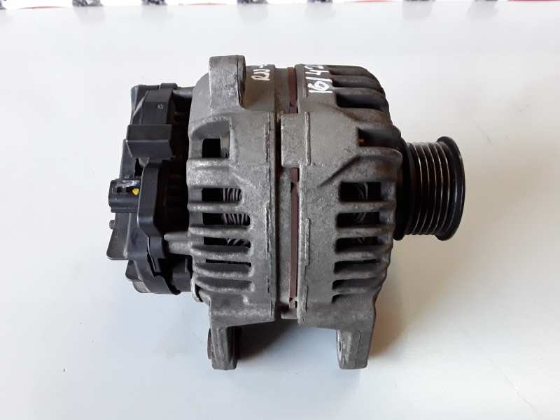 Recambio de alternador para renault clio iii k4j780 referencia OEM IAM   