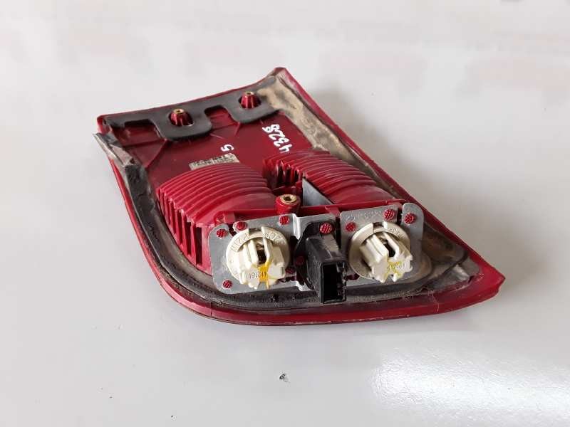 Recambio de piloto trasero derecho para bmw serie x5 (e53) 306d2 referencia OEM IAM 16448601  