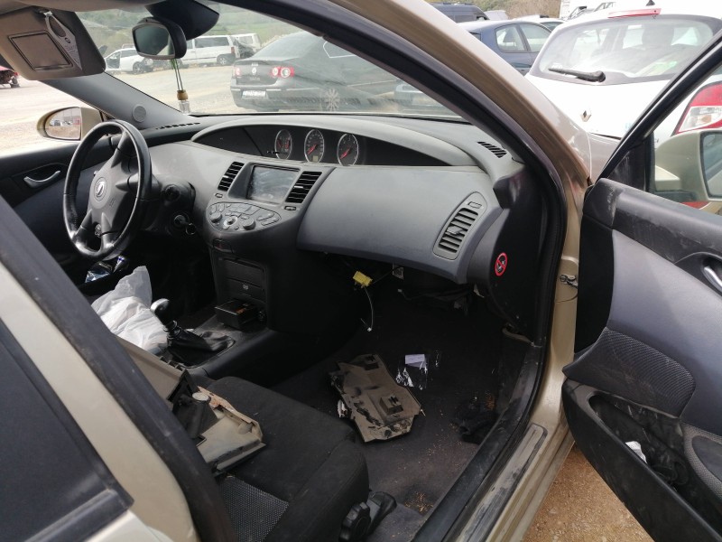 nissan primera traveller (p12) del año 2003