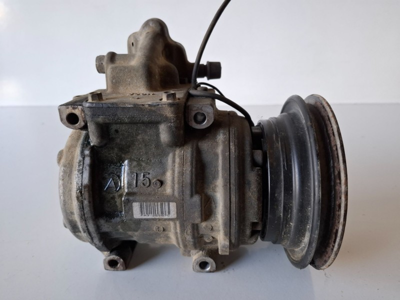 Recambio de compresor aire acondicionado para mitsubishi montero (v60/v70) 4m41 referencia OEM IAM 4472000526  