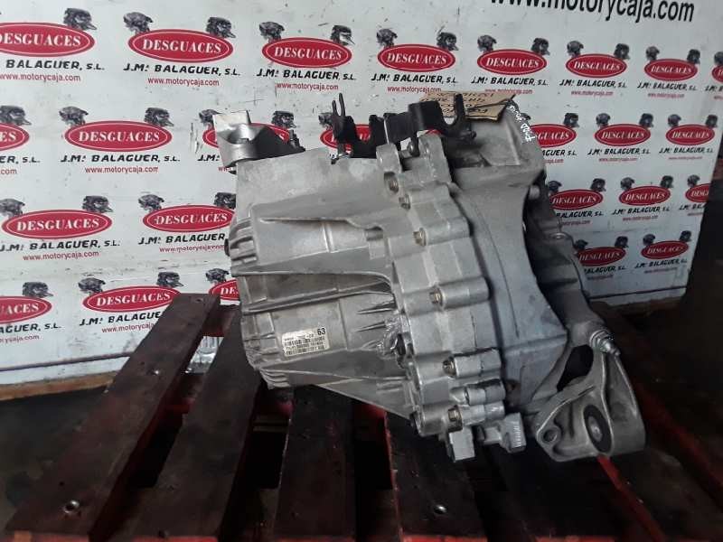 Recambio de caja cambios para ford focus berlina (cb4) g6da referencia OEM IAM 4M5R-7002-CE  