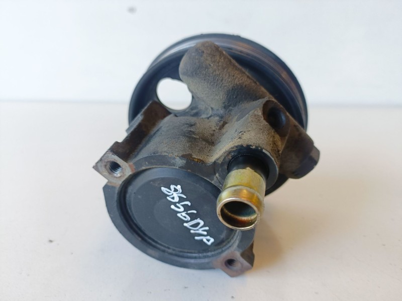 Recambio de bomba direccion para dacia logan 1 k7m710 referencia OEM IAM   