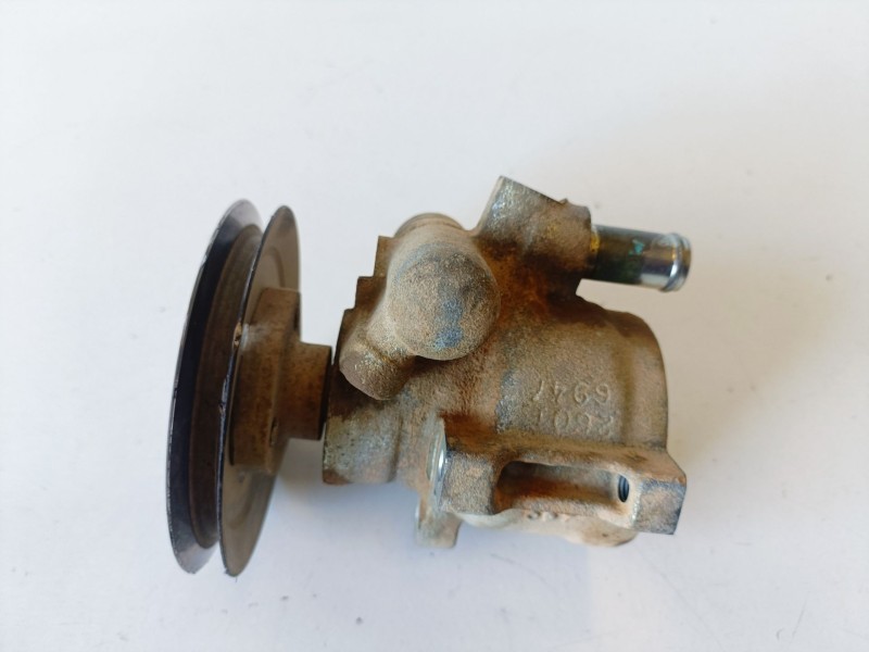 Recambio de bomba direccion para seat ibiza (6k1) 1y referencia OEM IAM 1H0422155E  