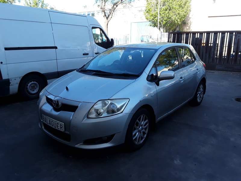toyota auris (e15) del año 2007