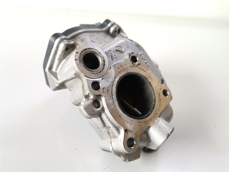 Recambio de valvula egr para mercedes-benz vito kombi (639) 651940 referencia OEM IAM A6511400160  