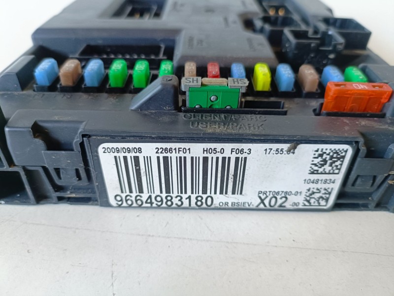 Recambio de caja reles / fusibles para peugeot 207 9hx / 9h02 referencia OEM IAM 9664983180  