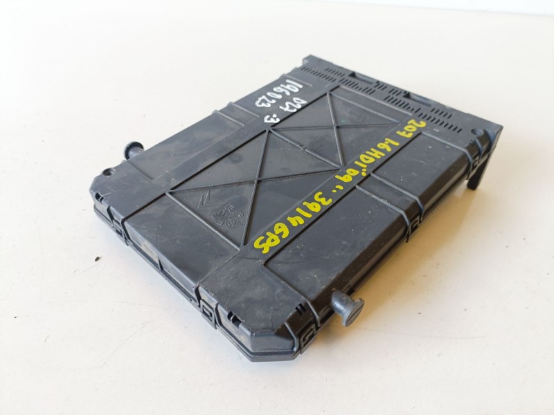 Recambio de caja reles / fusibles para peugeot 207 9hx / 9h02 referencia OEM IAM 9664983180  