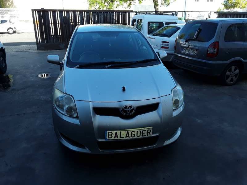toyota auris (e15) del año 2007