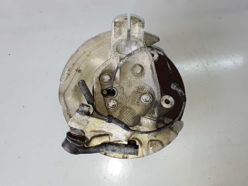 Recambio de mangueta delantera derecha para bmw serie 3 berlina (e90) 204d4 referencia OEM IAM 677321003/13612610  