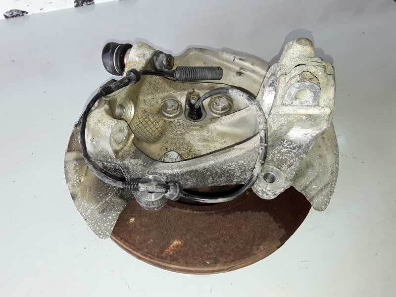 Recambio de mangueta delantera derecha para bmw serie 3 berlina (e90) 204d4 referencia OEM IAM 677321003/13612610  