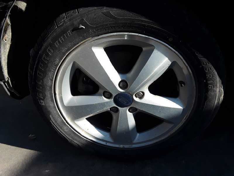 ford focus berlina (cap) del año 2005