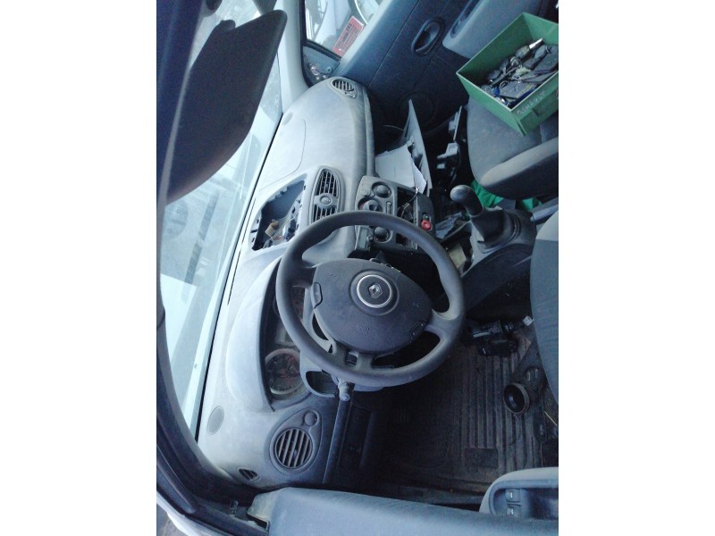 renault clio iii del año 2011