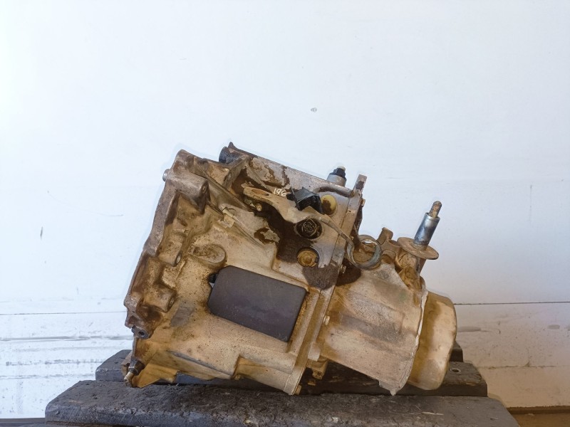 Recambio de caja cambios para citroen berlingo wjz referencia OEM IAM 20TE24  