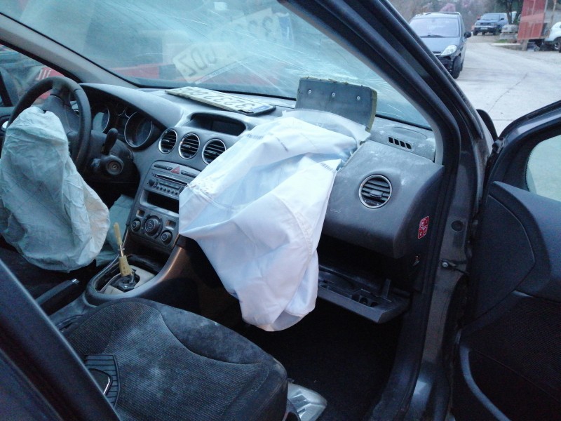 peugeot 308 sw del año 2008