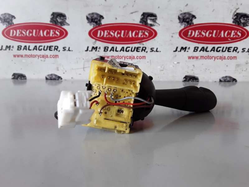 Recambio de mando luces para renault clio iv d4f740 referencia OEM IAM E10670323/255675887R  