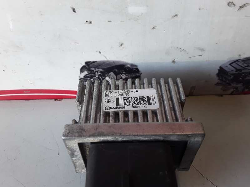 Recambio de caja precalentamiento para land rover freelander (lr2) 224dt referencia OEM IAM AV6112A343BA/9663824880  