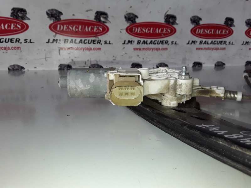 Recambio de elevalunas delantero izquierdo para bmw serie 3 touring (e91) 204d4 referencia OEM IAM 6927027/996624101/0130822226 