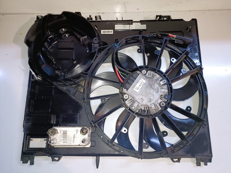 Recambio de electroventilador para land rover range rover sport 306dt referencia OEM IAM 5000073  
