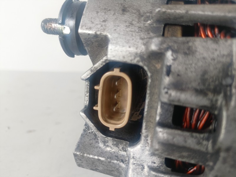 Recambio de alternador para nissan qashqai (j10) m9r856 referencia OEM IAM 23100JD71B  