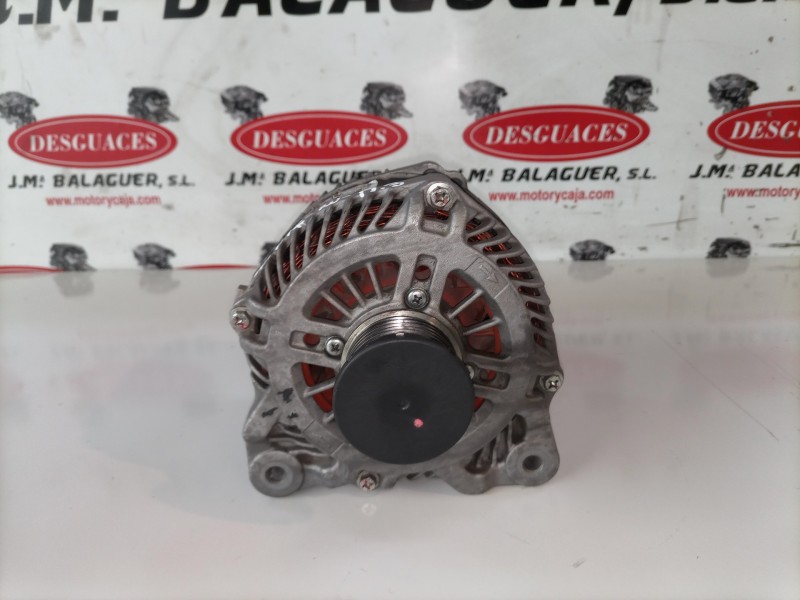 Recambio de alternador para renault laguna iii berlina m9r742 referencia OEM IAM 7711368888/A4TJ0282  