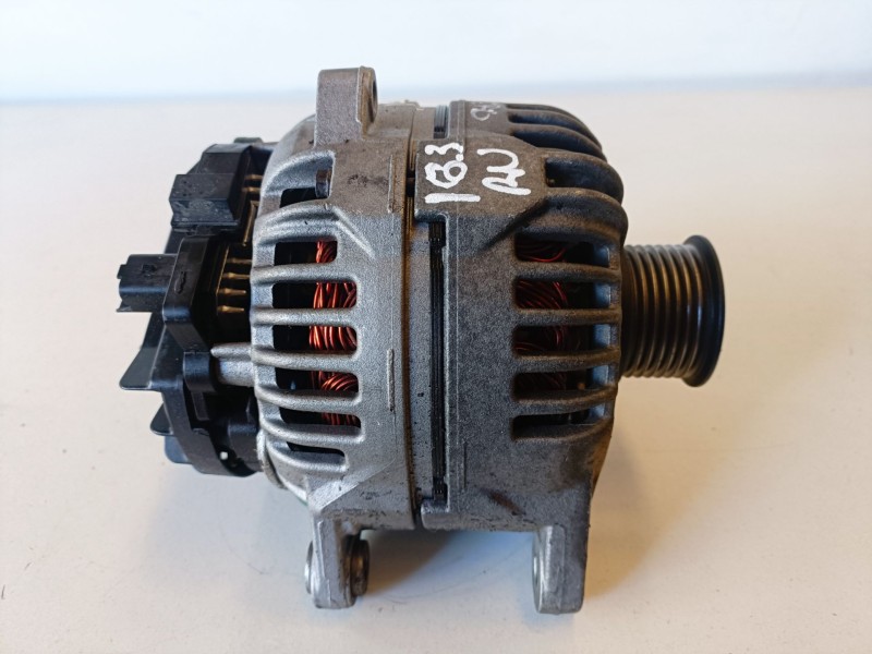 Recambio de alternador para renault master ii fase 2 furgón g9u754 referencia OEM IAM 0986046260  