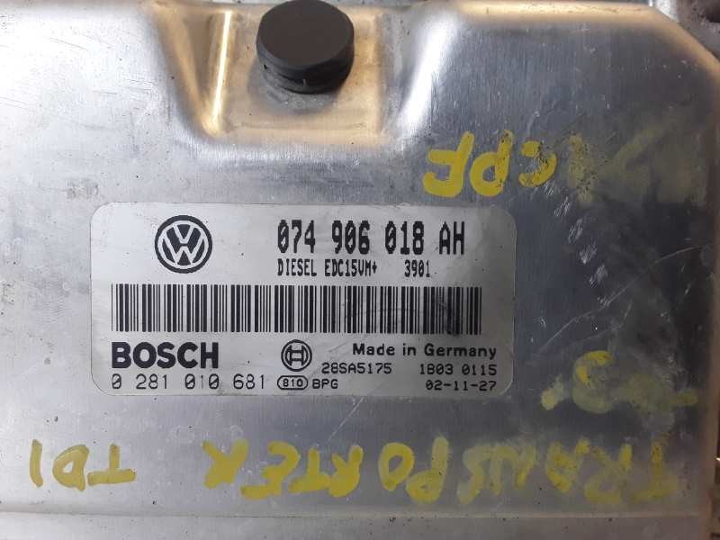 Recambio de centralita motor uce para volkswagen t4 transporter syncro referencia OEM IAM 0281010681/074906018AH  