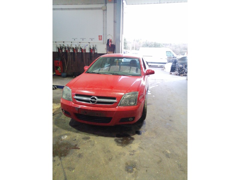 opel vectra c berlina del año 2005