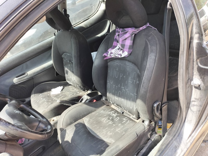peugeot 206 del año 1999