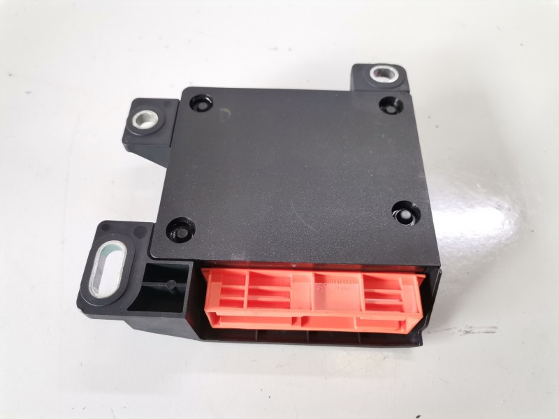Recambio de centralita airbag para dacia duster i k9k896 referencia OEM IAM 8201163304  