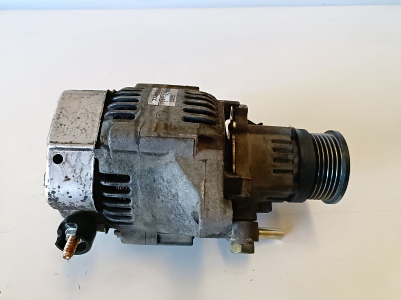 Recambio de alternador para hyundai accent (lc) d3ea referencia OEM IAM 3730027503  